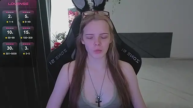 Luna Navy online show from 24, 10, 2025