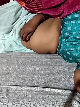 POOJACOUPLE online show from 15, 12, 2025