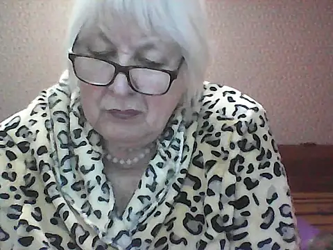 Alexia64231 online show from 16, 10, 2025