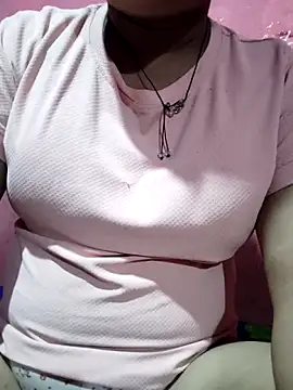 Snapshot of Bhabi-Hot0 chatting on 8, 10, 2025 Bhabi-Hot0 online show from 8, 10, 2025