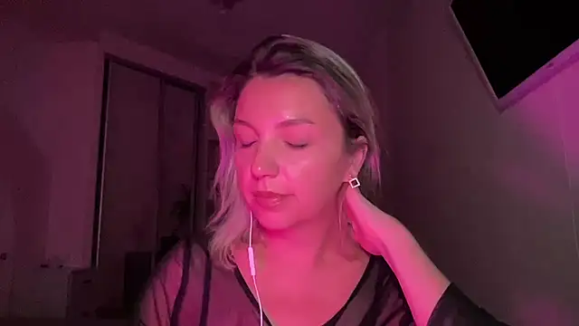 Snapshot of Beautysoul_ chatting on 10, 9, 2025 Beautysoul online show from 10, 9, 2025