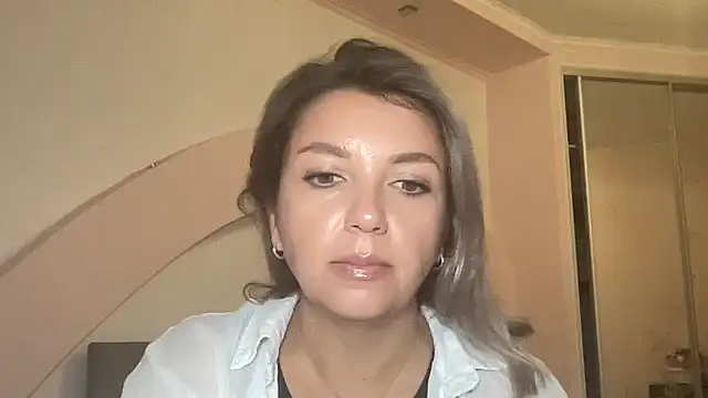 Snapshot of Beautysoul_ chatting on 17, 9, 2025 Beautysoul online show from 17, 9, 2025