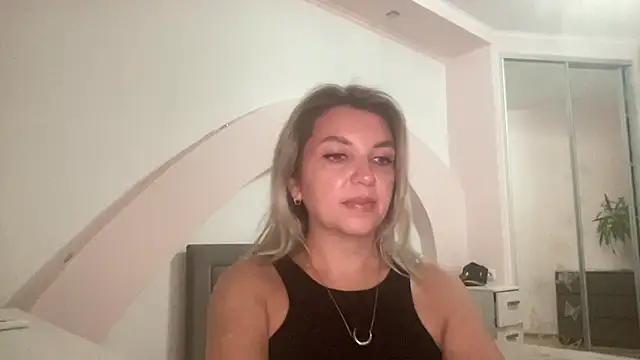 Snapshot of Beautysoul_ chatting on 23, 9, 2025 Beautysoul online show from 23, 9, 2025