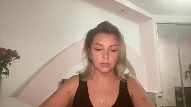 Snapshot of Beautysoul_ chatting on 27, 9, 2025 Beautysoul online show from 27, 9, 2025