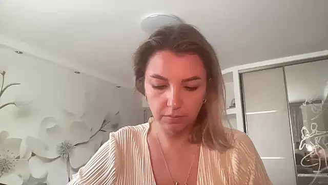 Snapshot of Beautysoul_ chatting on 5, 10, 2025 Beautysoul online show from 5, 10, 2025