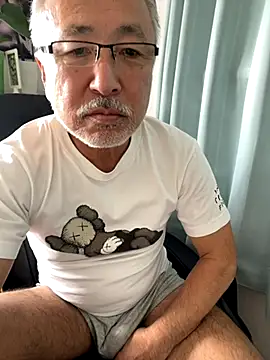 Snapshot of gholly2007 chatting on 28, 9, 2025 gholly2007 online show from 28, 9, 2025