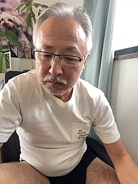 Snapshot of gholly2007 chatting on 2, 10, 2025 gholly2007 online show from 2, 10, 2025