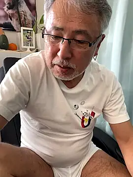 Snapshot of gholly2007 chatting on 22, 11, 2025 gholly2007 online show from 22, 11, 2025