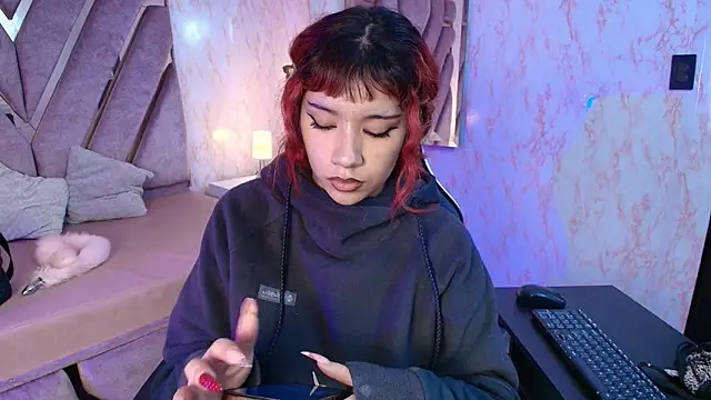 Snapshot of redd_pandaa chatting on 13, 2, 2026 redd pandaa online show from 13, 2, 2026