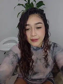 Snapshot of LilithAmber11 chatting on 14, 11, 2025 LilithAmber11 online show from 14, 11, 2025