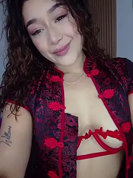 Snapshot of LilithAmber11 chatting on 14, 12, 2025 LilithAmber11 online show from 14, 12, 2025