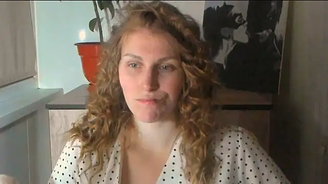 JuliaMuuun online show from 24, 3, 2026