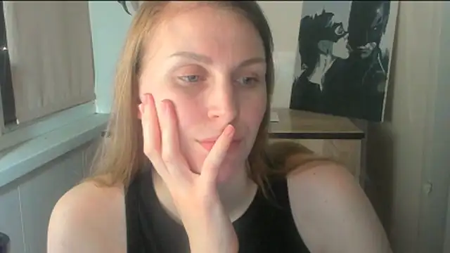 JuliaMuuun online show from 14, 4, 2026