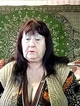 CrystalLime6411 online show from 15, 1, 2026