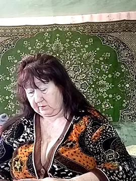 CrystalLime6411 online show from 2, 2, 2026