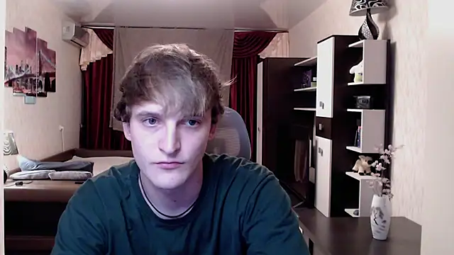 Snapshot of Playersuperstar chatting on 8, 9, 2025 Playersuperstar online show from 8, 9, 2025