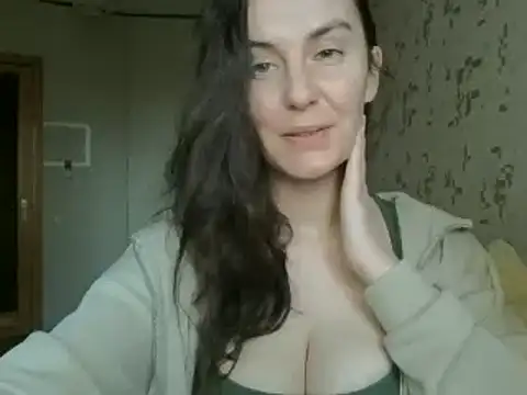 KatalinaQE online show from 3, 10, 2025