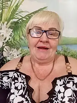 VioletSweet5566 online show from 3, 2, 2026