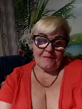 VioletSweet5566 online show from 28, 2, 2026