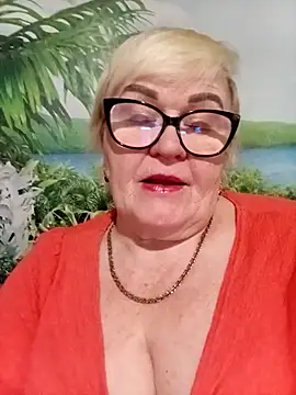 Snapshot of VioletSweet5566 chatting on 27, 4, 2026 VioletSweet5566 online show from 27, 4, 2026