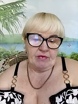 Snapshot of VioletSweet5566 chatting on 3, 5, 2026 VioletSweet5566 online show from 3, 5, 2026