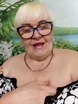 Snapshot of VioletSweet5566 chatting on 5, 5, 2026 VioletSweet5566 online show from 5, 5, 2026