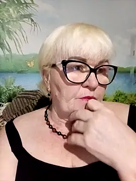 Snapshot of VioletSweet5566 chatting on 6, 5, 2026 VioletSweet5566 online show from 6, 5, 2026