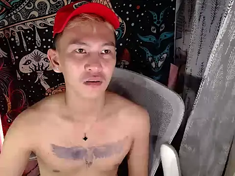 Snapshot of RalfAsian25 chatting on 9, 5, 2026 RalfAsian25 online show from 9, 5, 2026