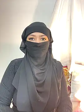 Snapshot of Amyraa_ chatting on 18, 10, 2025 Amyraa online show from 18, 10, 2025