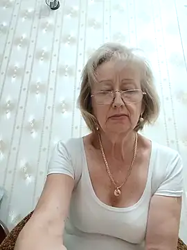 AlikaSwan5821 online show from 8, 9, 2025