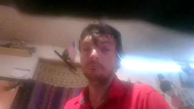 Snapshot of RichardW chatting on 8, 11, 2025 RichardW online show from 8, 11, 2025