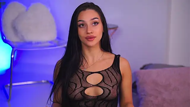 NinaSolenne online show from 13, 12, 2025