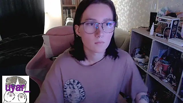 Snapshot of s_cara chatting on 14, 9, 2025 s cara online show from 14, 9, 2025