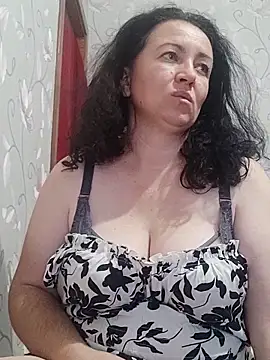 Snapshot of Velvet3451 chatting on 28, 9, 2025 Velvet3451 online show from 28, 9, 2025