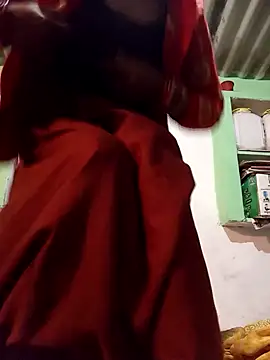 MISS LOVE 001 online show from 16, 11, 2025