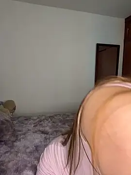 Cutie blondie online show from 24, 11, 2025