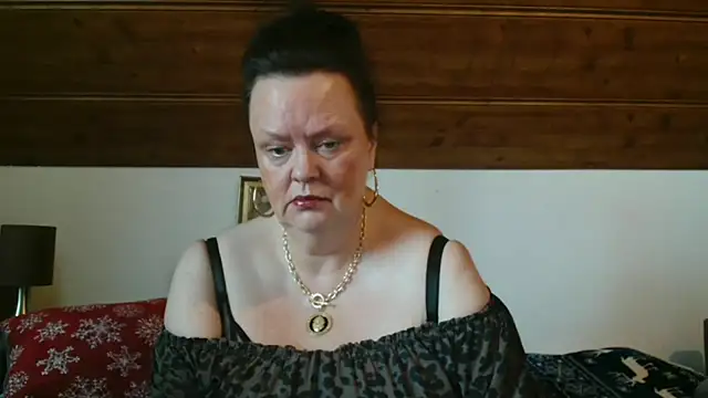 TiffanyMature online show from 29, 11, 2025