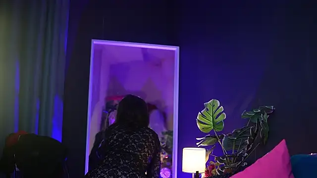 RubyRosa online show from 5, 4, 2026