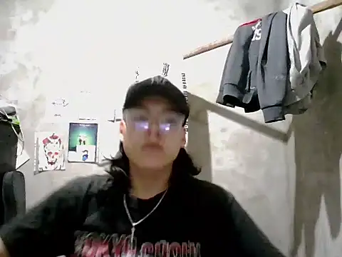 Snapshot of dirty_model chatting on 26, 4, 2026 dirty model online show from 26, 4, 2026