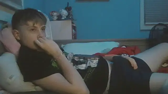 Liam axel35 online show from 17, 11, 2025