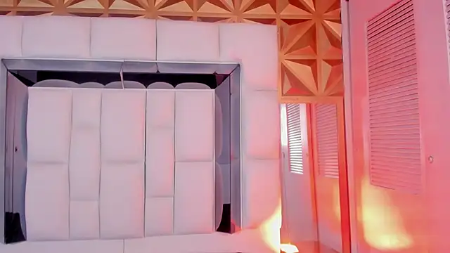 Angel Dustt18 online show from 10, 9, 2025