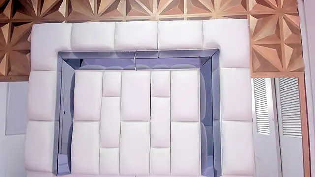 Angel Dustt18 online show from 17, 9, 2025