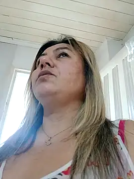 Snapshot of Nataly_Foley chatting on 5, 10, 2025 Nataly Foley online show from 5, 10, 2025