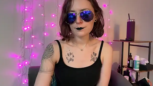 Snapshot of mistressannafoxx chatting on 24, 10, 2025 mistressannafoxx online show from 24, 10, 2025