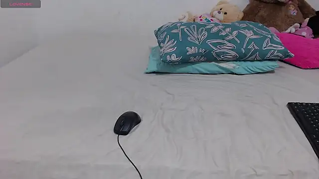 Snapshot of toxic_sweet_ chatting on 21, 12, 2025 toxic sweet online show from 21, 12, 2025