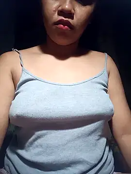 Snapshot of hotmomma8 chatting on 18, 10, 2025 hotmomma8 online show from 18, 10, 2025