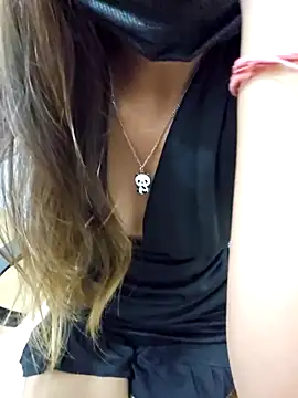 Snapshot of SchoolGirl_Sona chatting on 18, 12, 2025 SchoolGirl Sona online show from 18, 12, 2025