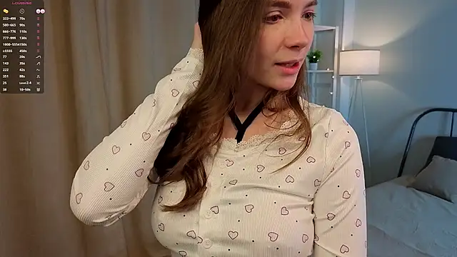 Snapshot of TashiaBosack chatting on 6, 10, 2025 TashiaBosack online show from 6, 10, 2025