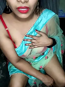 Snapshot of reena502 chatting on 30, 9, 2025 reena502 online show from 30, 9, 2025