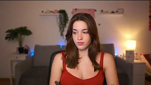 kissie cat online show from 3, 12, 2025